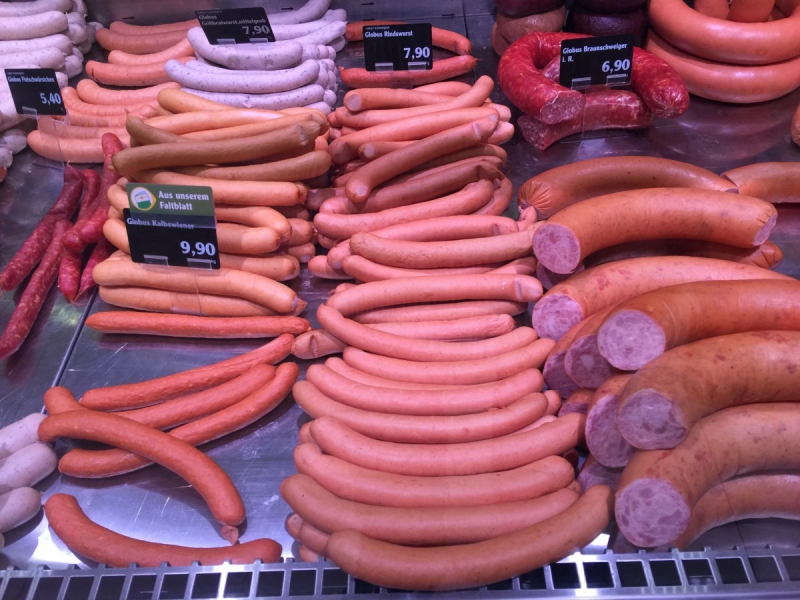 boutique-LUCERAM-min_sausages_meat_butchery-1069321